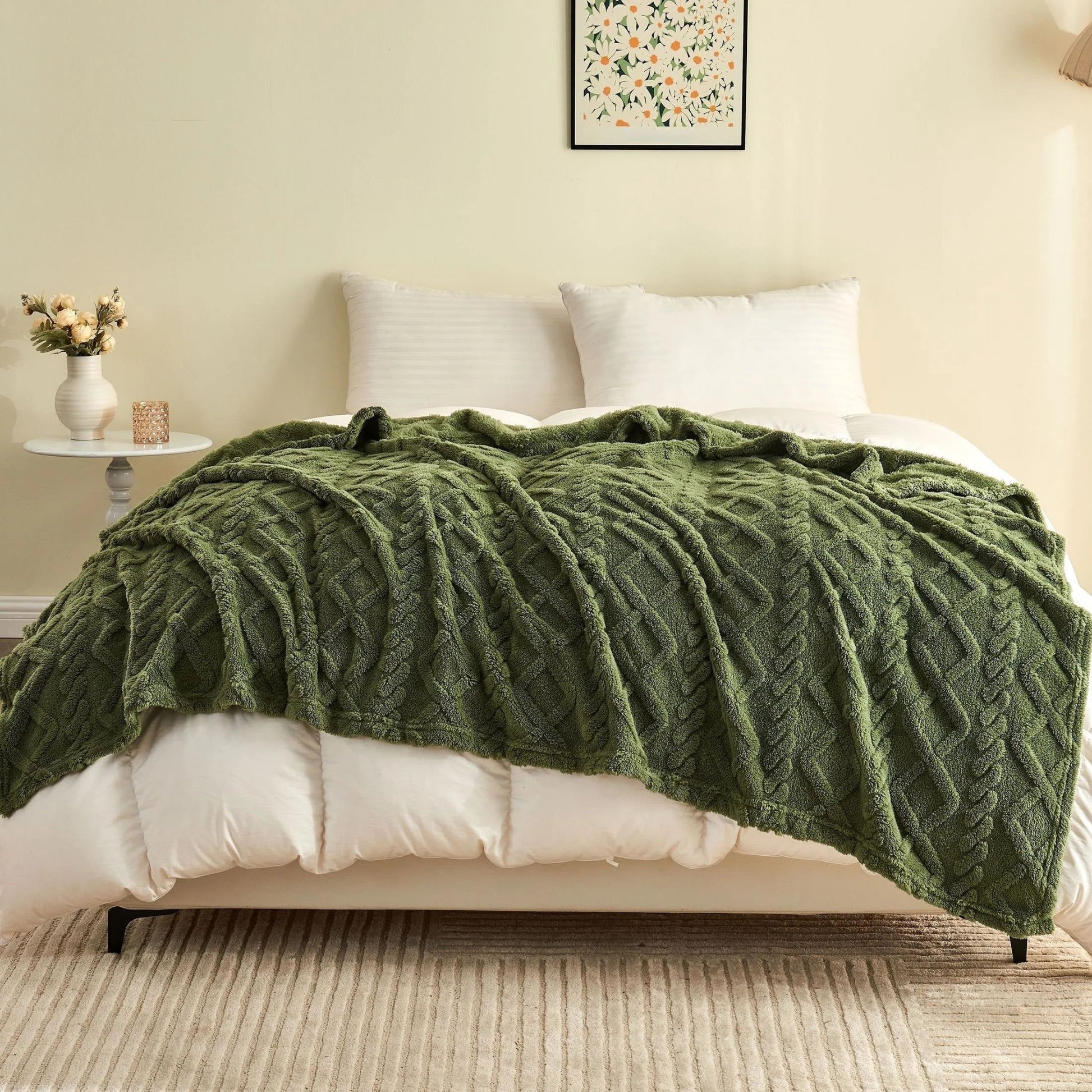 1pc Luxurious Fleece Blanket - Ultra - Soft 3D Plush Dense Weave, All - Season Cozy Flannel Throw Best Price In US - H. home supplies